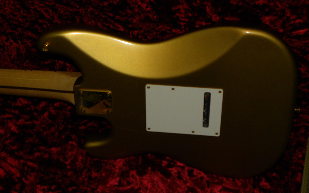 Strats/mag0002_back.jpg